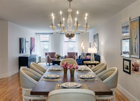 In Room Dining .